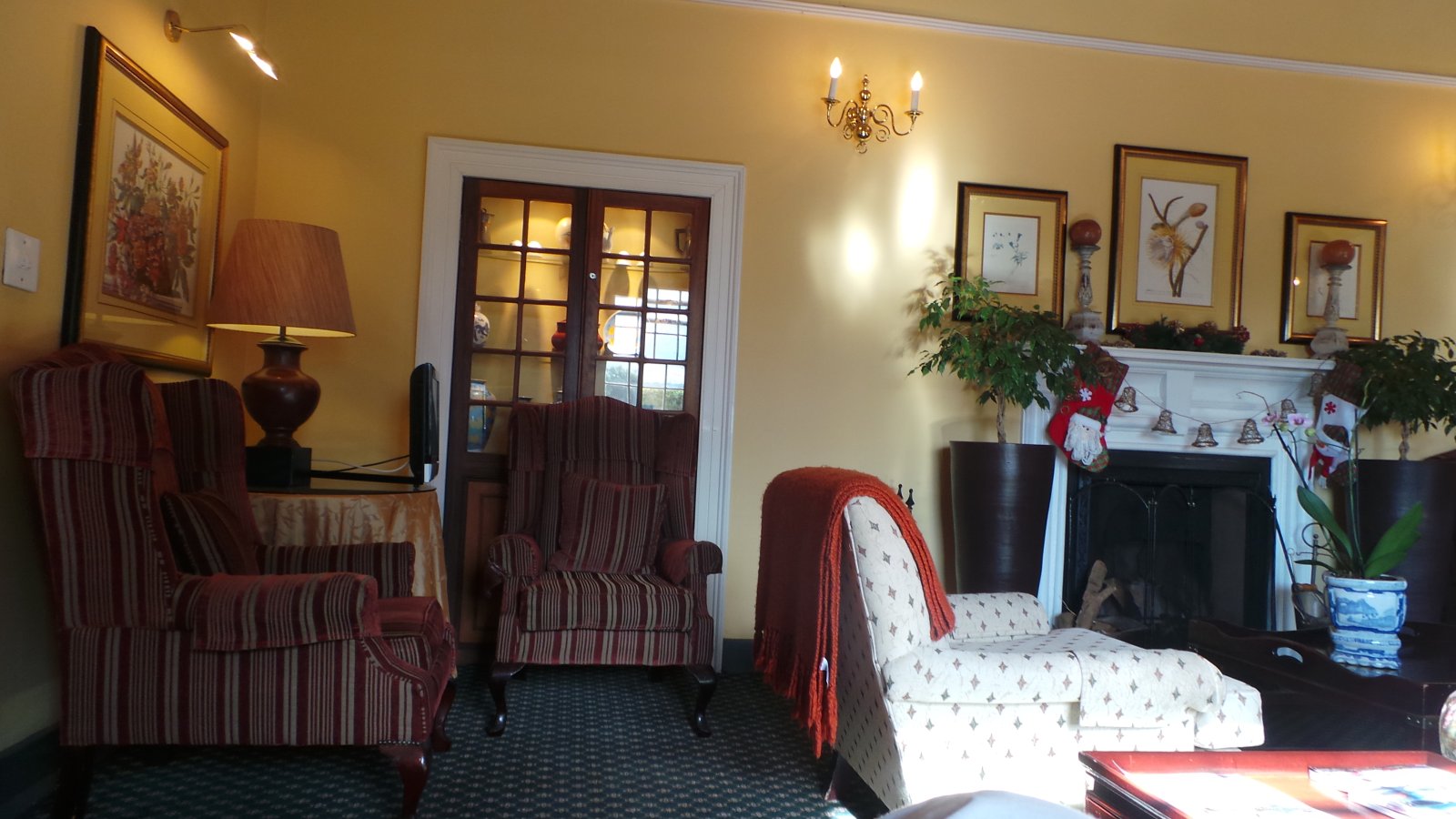 Courtyard Hotel09